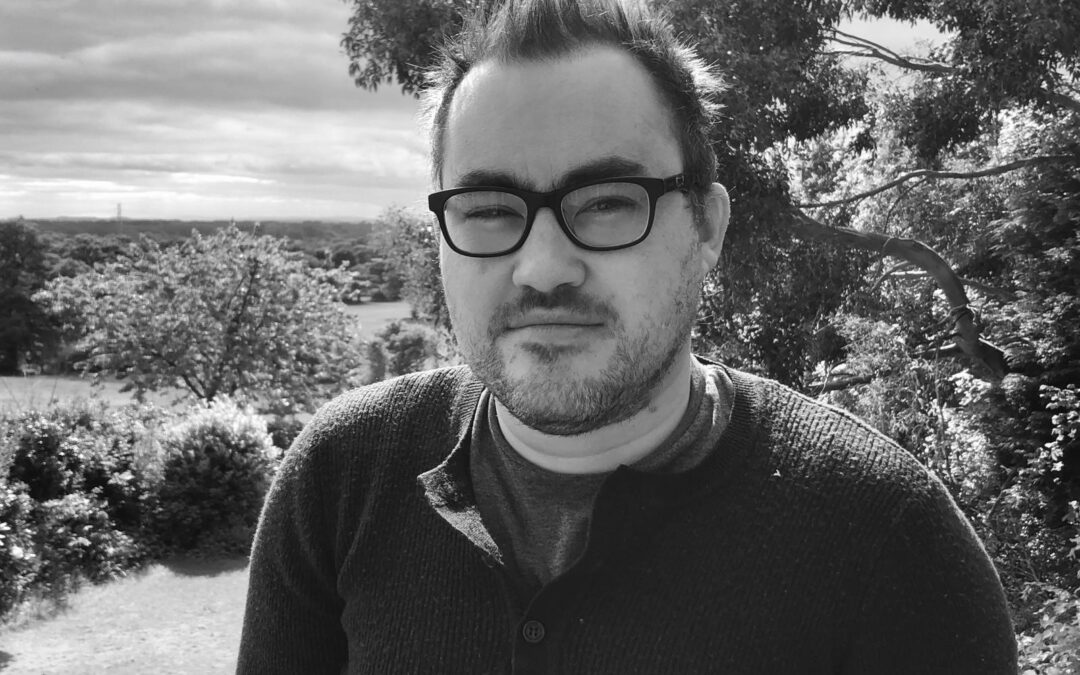 Twists, Turns and Cliff Hangers – How do writers get attention and then keep it?